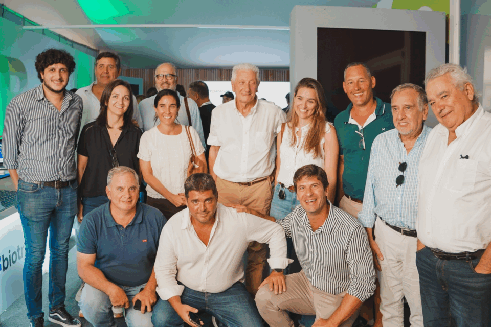 En Expoagro se trabaja en la creación del laboratorio de calidad de leche en Entre Ríos