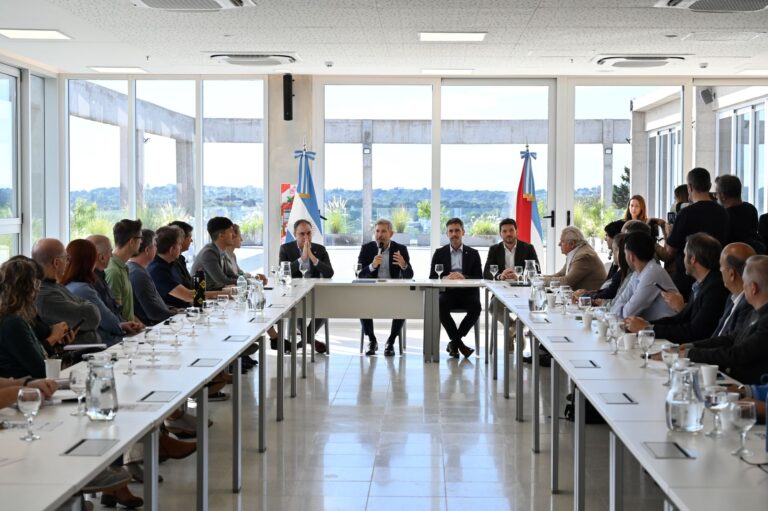 La provincia fortalece la agenda de innovación y formación con el CFI